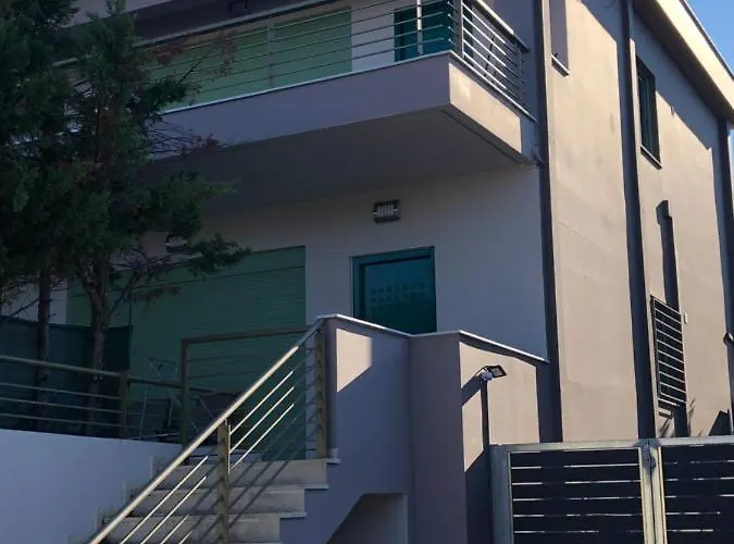 Kakovatos - Luxury Sea Apartment “Roberta” 66M2